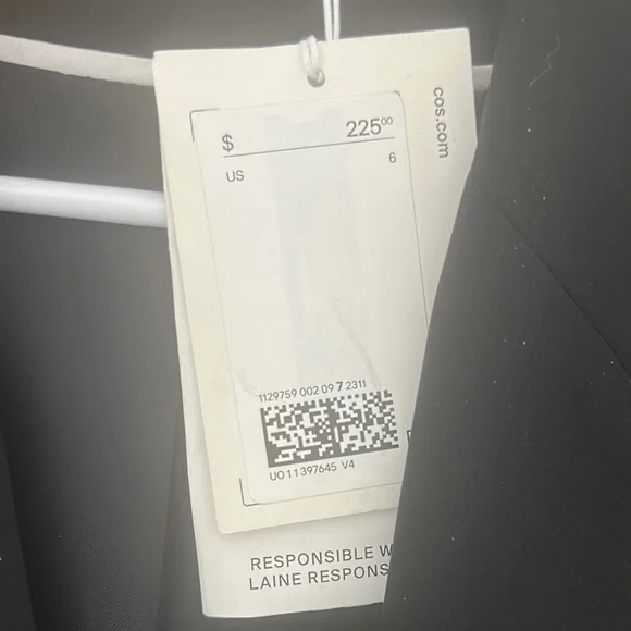 Black Single Breasted Wool Blazer - Picture 3 of 4